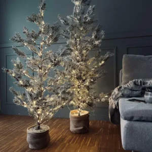 Baum mit Zapfen und Lichterkette - 120 cm