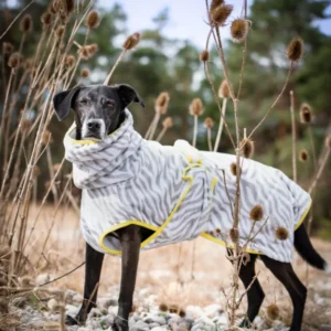 THE ZEBRA BATHROBE (HUNDEBADEMANTEL FÜR ALLE HUNDERASSEN)
