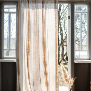 Leinenvorhang im französischen Stil mit goldenen Streifen