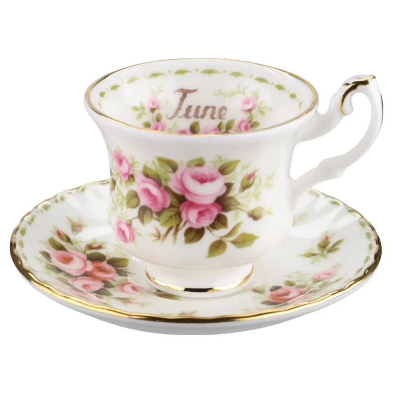 Miniaturtasse mit Untertasse - June