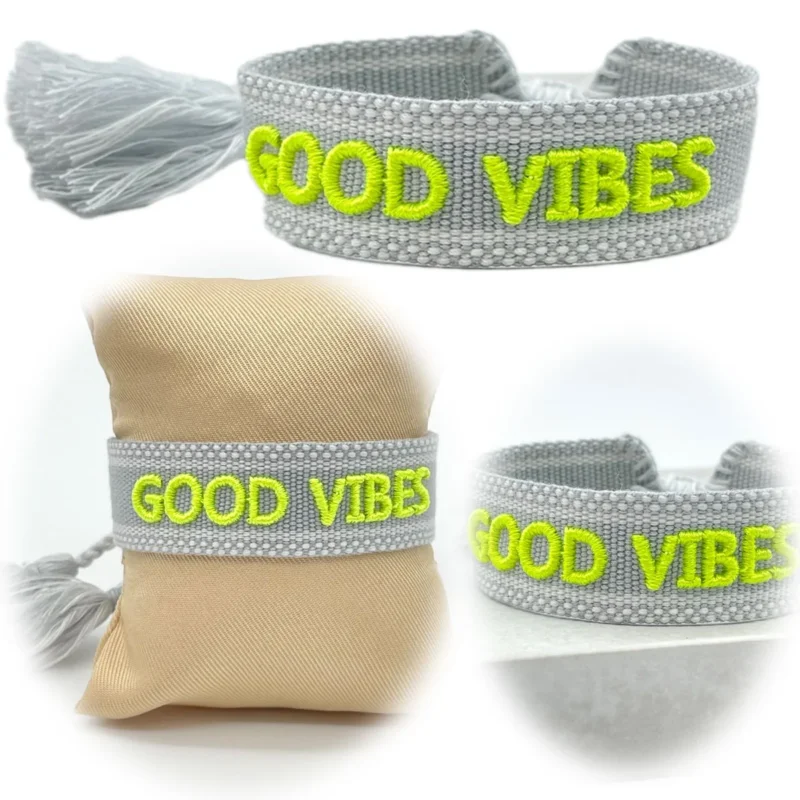 KI-generiertes Bild Canvas Statement Armband Good Vibes Grau Neon Grün Quasten besticktes Webarmband